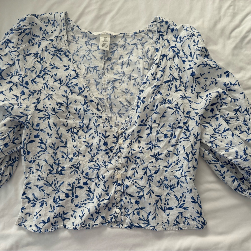 H&M Linen Top Blue Floral Print Size Medium